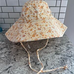 Lack Of Color Floral women’s wide brim sun Hat - Cream and Orange